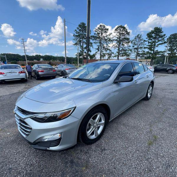 2021 Chevrolet Malibu FWD 1FL