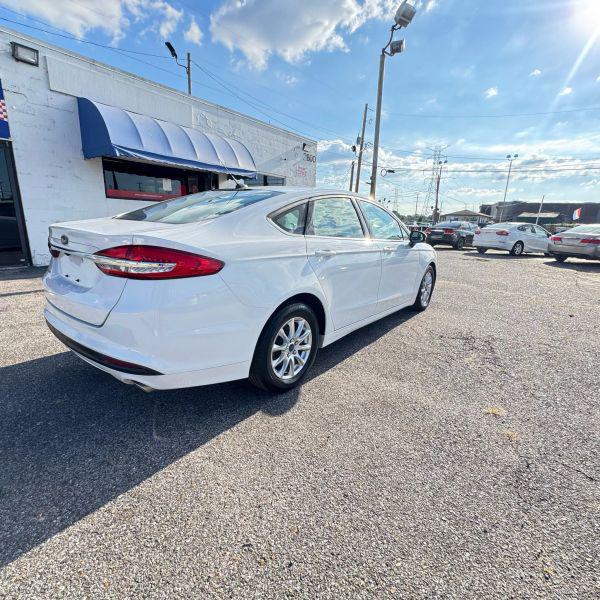 2018 Ford Fusion S