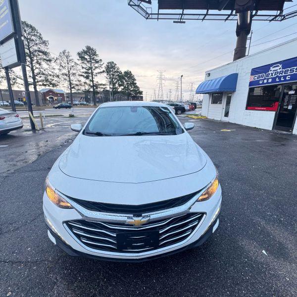 2020 Chevrolet Malibu FWD LT