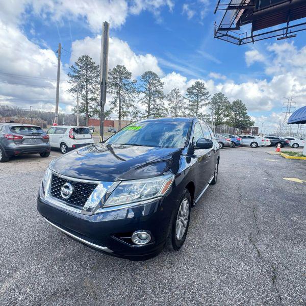 2015 Nissan Pathfinder SV