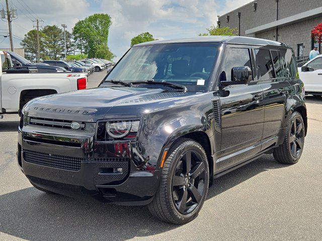 2023 Land Rover Defender 110 V8
