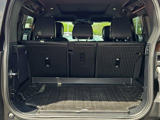 2023 Land Rover Defender 110 V8