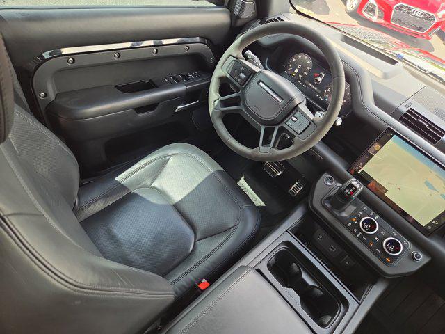 2023 Land Rover Defender 110 V8