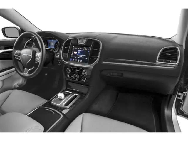 2022 Chrysler 300 Touring AWD