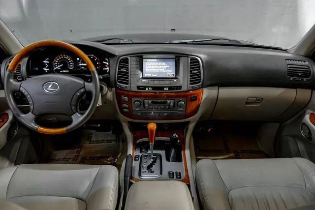 2004 Lexus LX 470 470