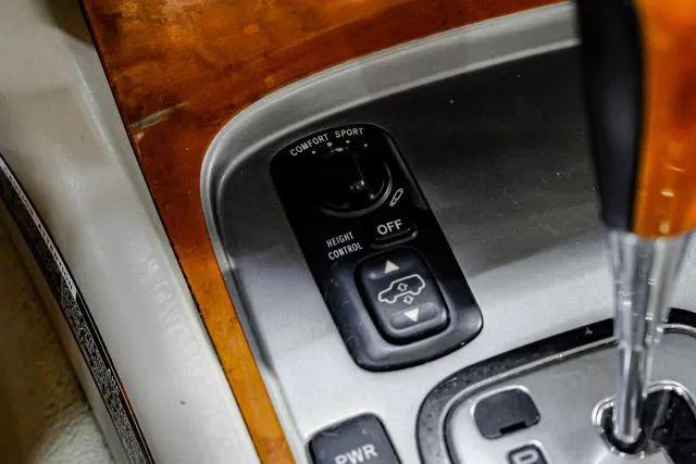 2004 Lexus LX 470 470