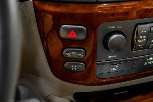 2004 Lexus LX 470 470