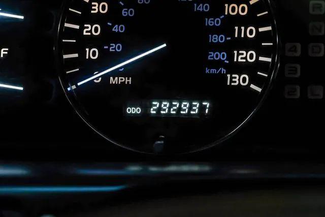 2004 Lexus LX 470 470