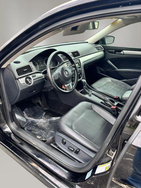 2014 Volkswagen Passat 1.8T Wolfsburg Edition