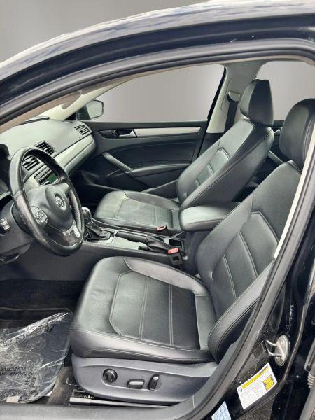 2014 Volkswagen Passat 1.8T Wolfsburg Edition