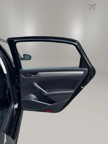 2014 Volkswagen Passat 1.8T Wolfsburg Edition