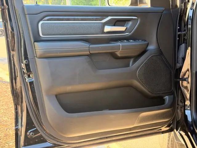 2023 Ram 1500 Big Horn Crew Cab 4x4 5'7" Box