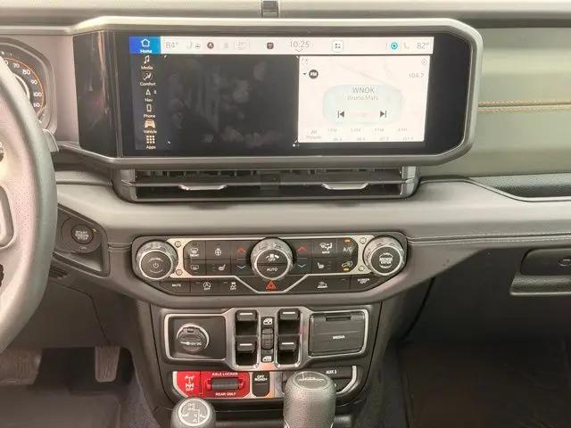 2024 Jeep Gladiator Sport