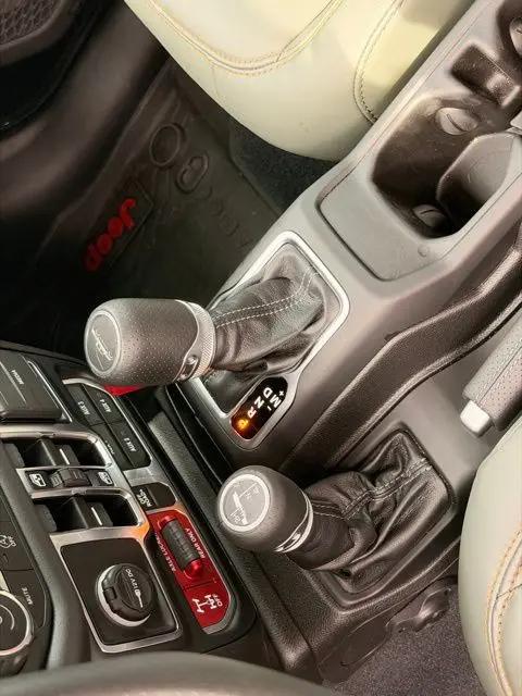 2024 Jeep Gladiator Sport