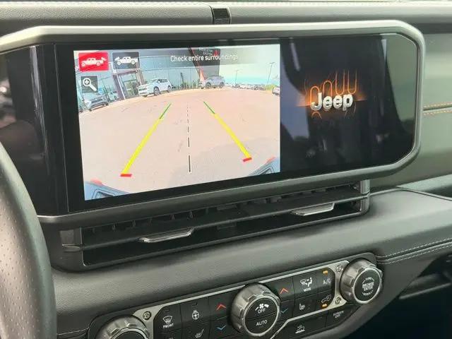 2024 Jeep Gladiator Sport
