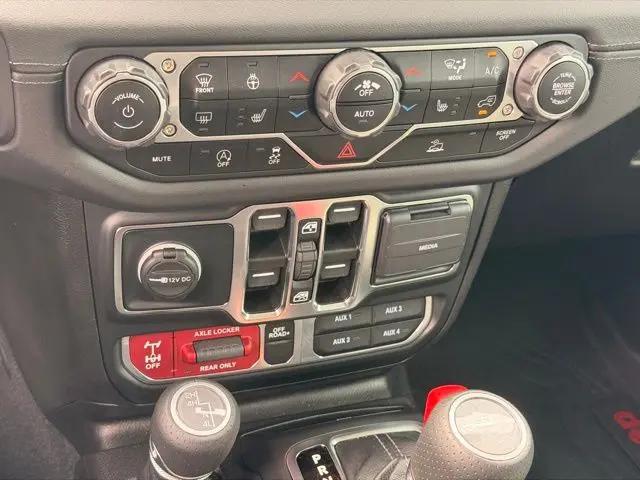 2024 Jeep Gladiator Sport