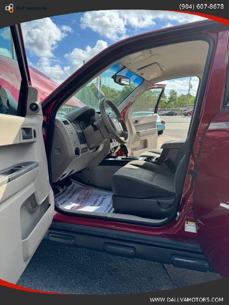 2011 Ford Escape XLS