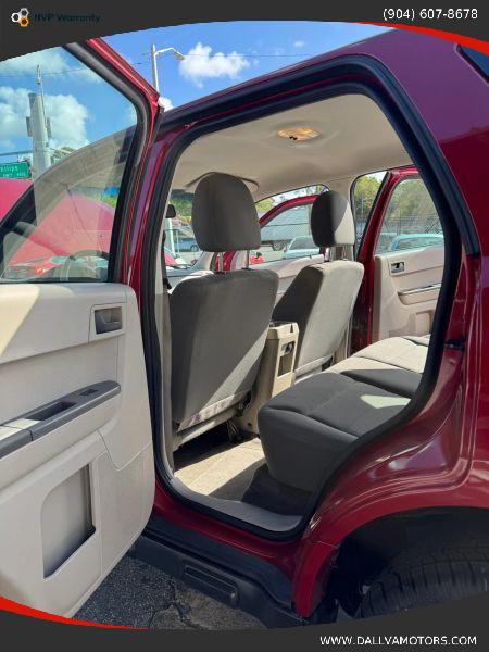 2011 Ford Escape XLS