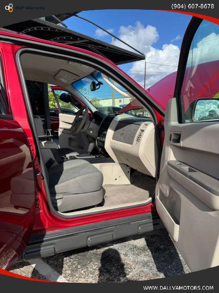 2011 Ford Escape XLS