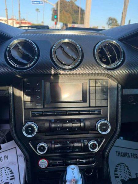 2015 Ford Mustang V6