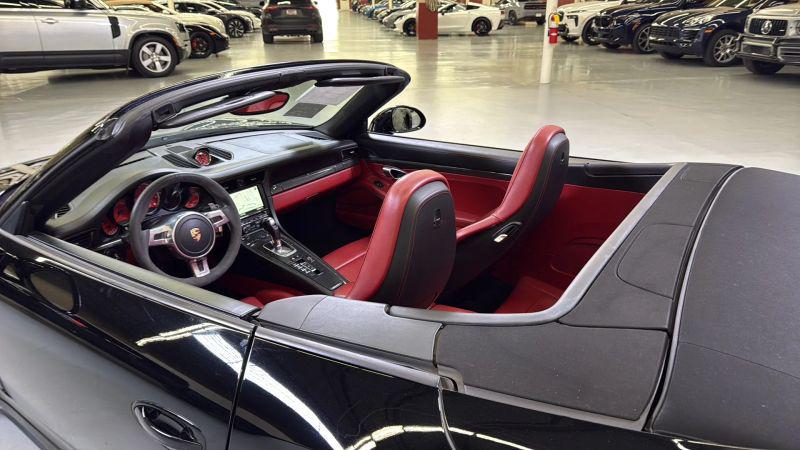 2014 Porsche 911 Turbo S