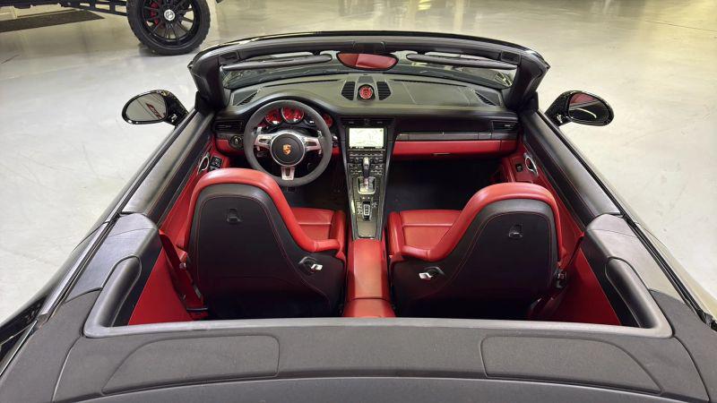2014 Porsche 911 Turbo S