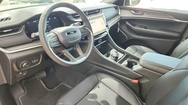 2026 Jeep Grand Cherokee L Limited 4x2