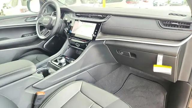 2026 Jeep Grand Cherokee L Limited 4x2