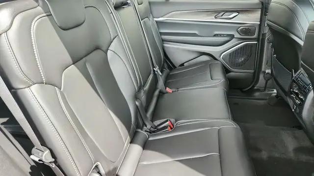 2026 Jeep Grand Cherokee L Limited 4x2