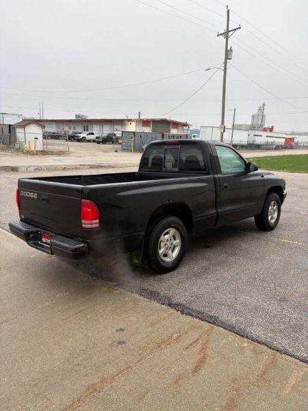 1997 Dodge Dakota Base