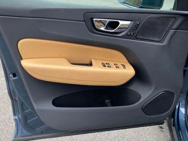 2019 Volvo XC60 T5 Momentum