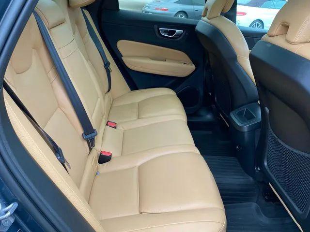 2019 Volvo XC60 T5 Momentum