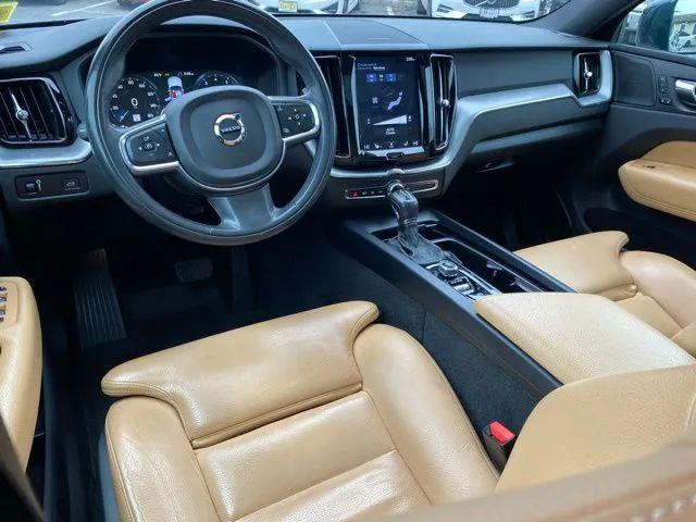 2019 Volvo XC60 T5 Momentum