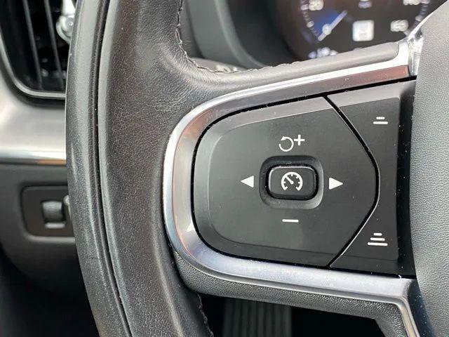 2019 Volvo XC60 T5 Momentum