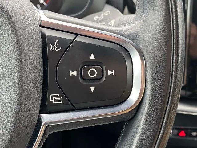 2019 Volvo XC60 T5 Momentum