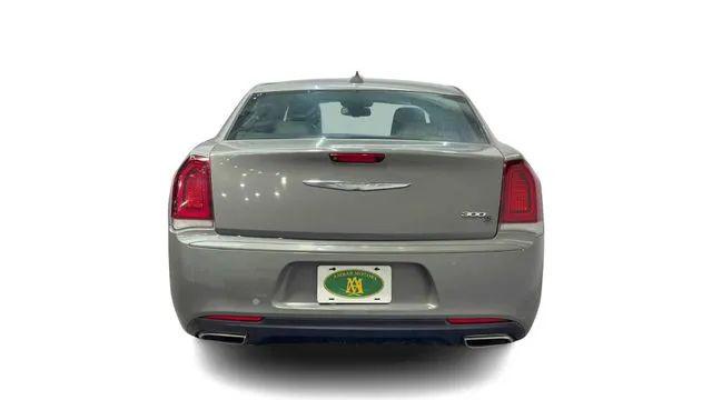 2019 Chrysler 300 300S