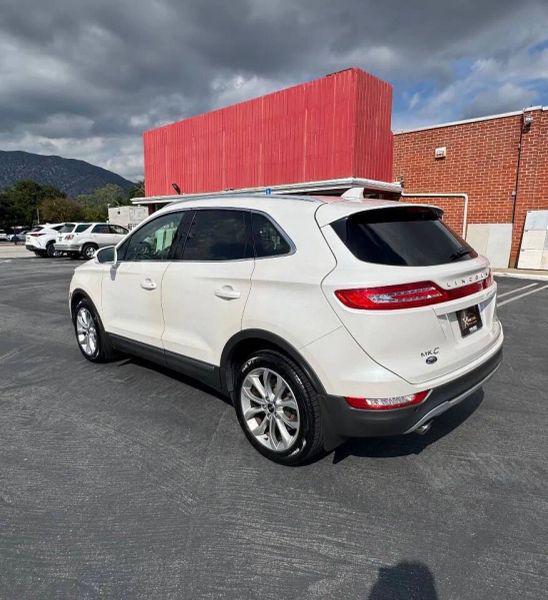 2017 Lincoln MKC Select
