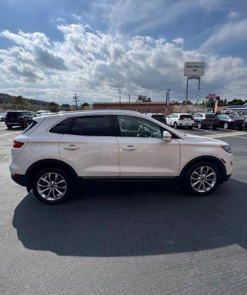 2017 Lincoln MKC Select