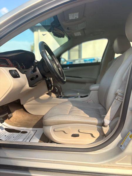 2011 Chevrolet Impala LT