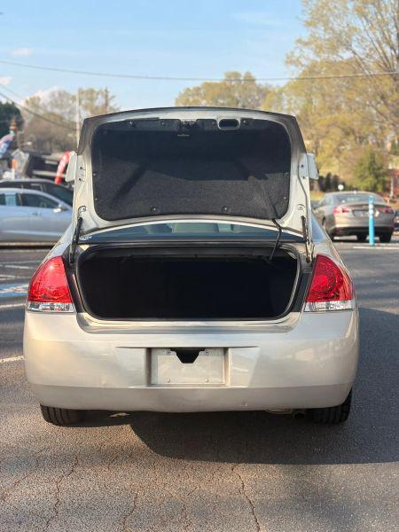 2011 Chevrolet Impala LT
