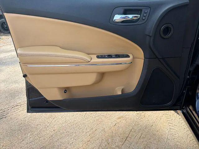2012 Dodge Charger SXT