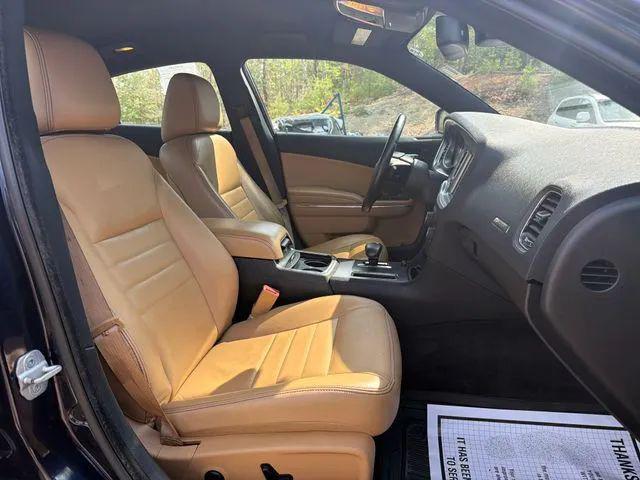 2012 Dodge Charger SXT