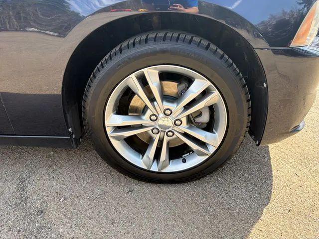 2012 Dodge Charger SXT