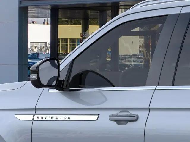 2026 Lincoln Navigator Premiere