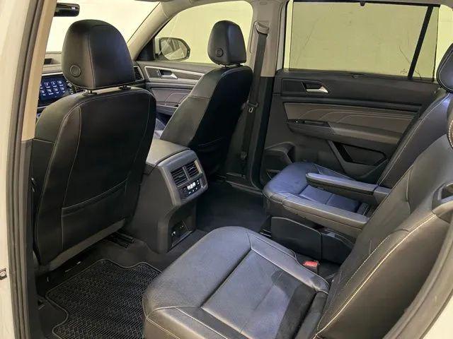 2022 Volkswagen Atlas 2.0T SE w/Technology