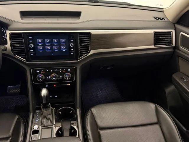2022 Volkswagen Atlas 2.0T SE w/Technology
