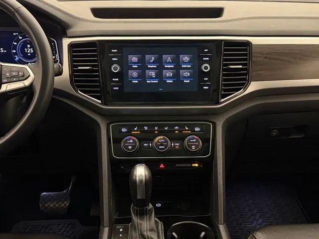 2022 Volkswagen Atlas 2.0T SE w/Technology