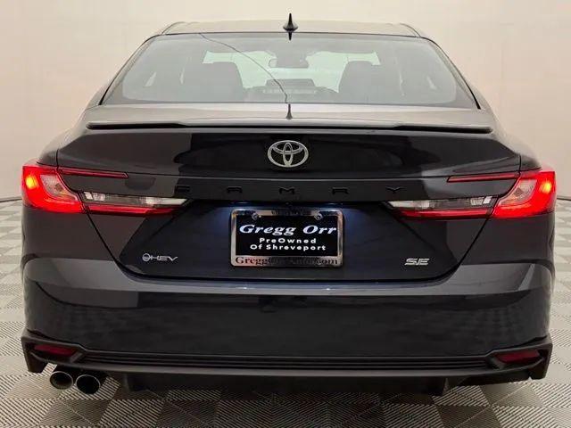 2025 Toyota Camry SE