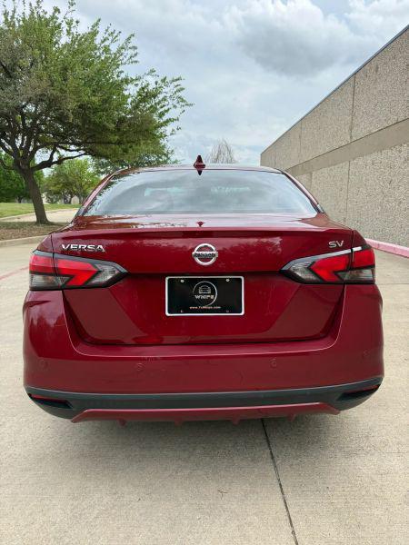 2021 Nissan Versa SV Xtronic CVT