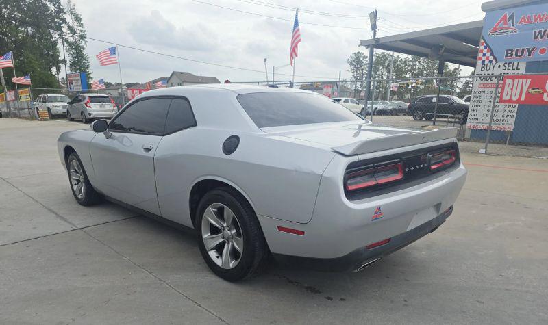 2020 Dodge Challenger SXT